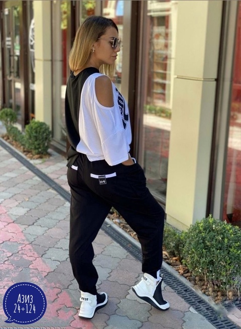 Спортивный костюм 22924827