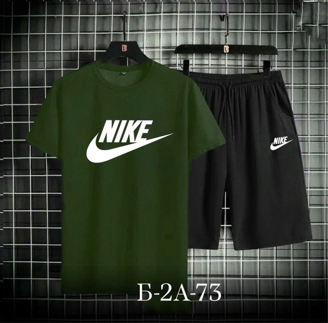 Спортивный костюм 22927368