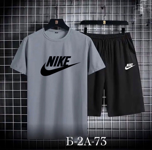 Спортивный костюм 22927368