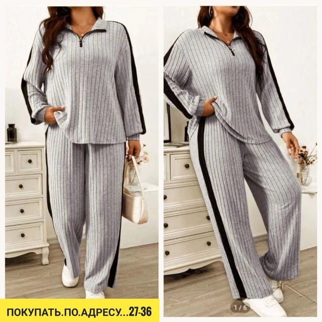 Спортивный костюм 22930454