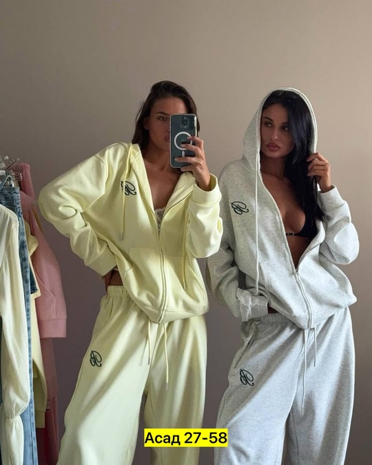 Спортивный костюм 22930622