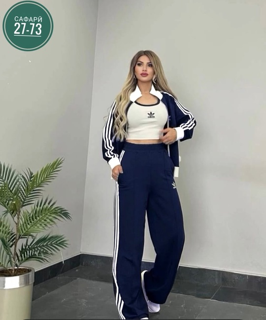 Спортивный костюм 22932359