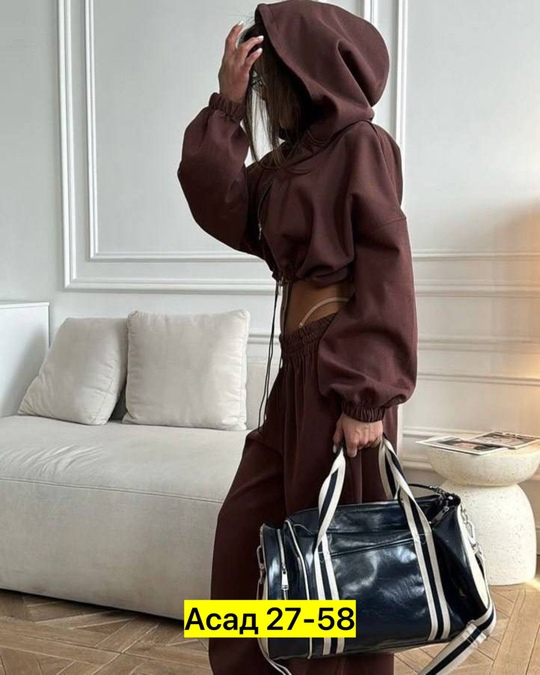 Спортивный костюм 22931216