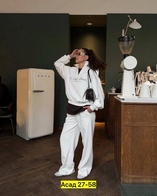 Спортивный костюм 22931981