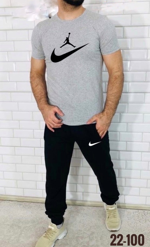 Спортивный костюм 22930844