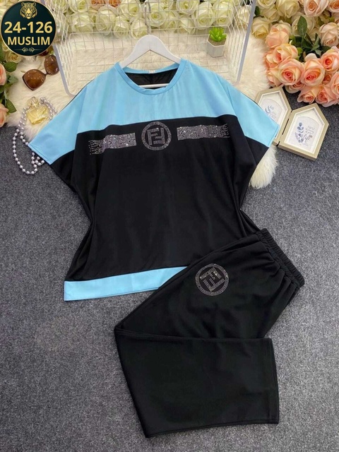 Спортивный костюм 22932455