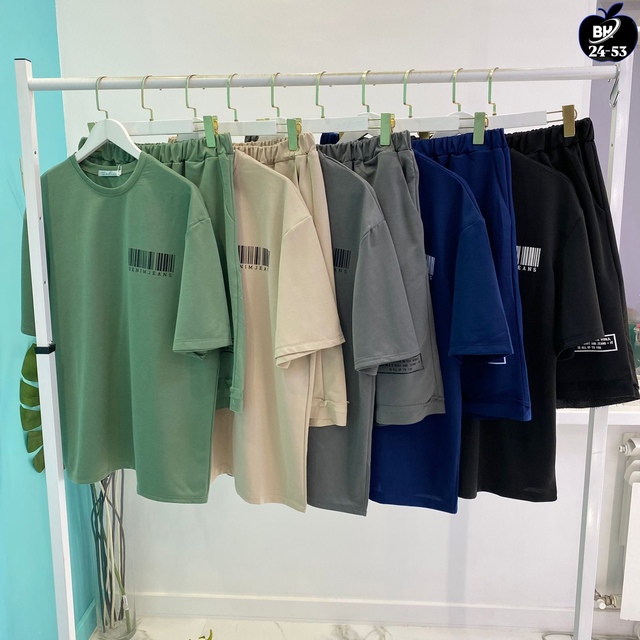 Спортивный костюм 22934563