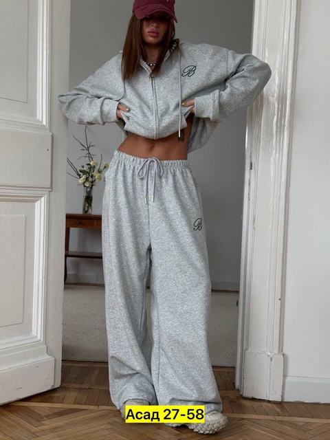 Спортивный костюм 22934790