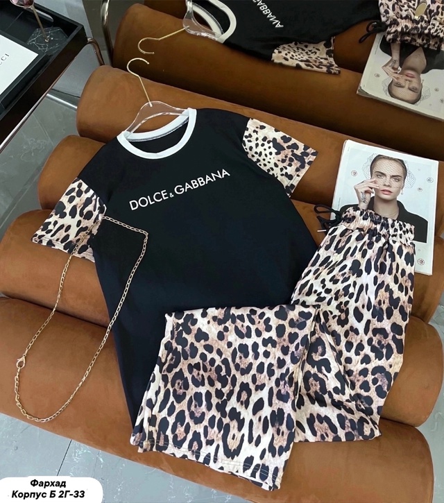 Спортивный костюм 22942563