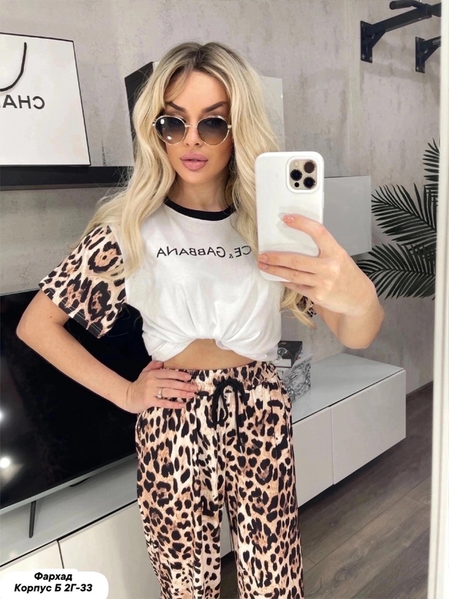 Спортивный костюм 22942563