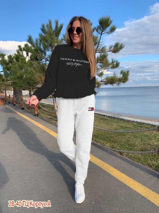 Спортивный костюм 22942848