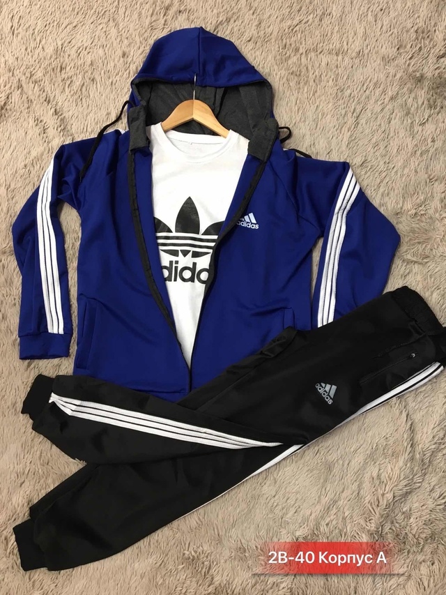 Спортивный костюм 22944566