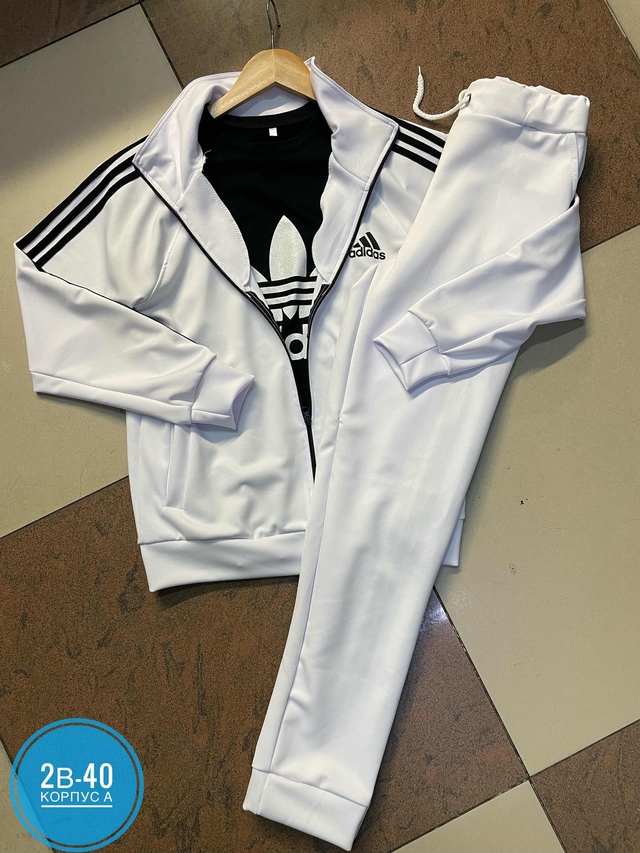 Спортивный костюм 22944119