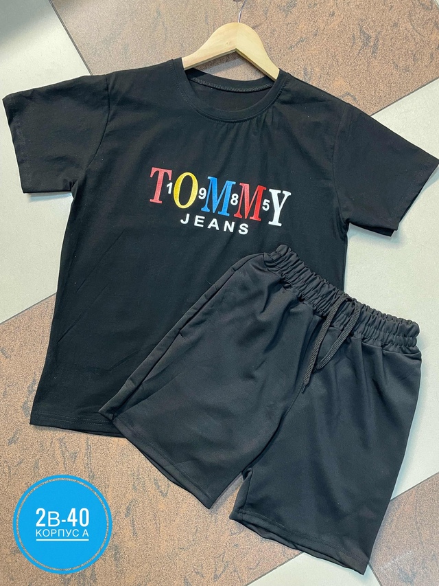 Спортивный костюм 22944681