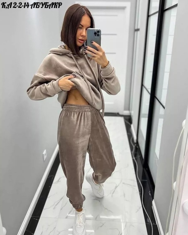 Спортивный костюм 22945056