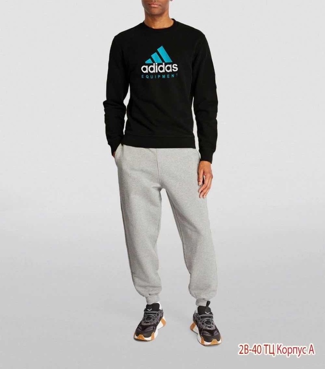 Спортивный костюм 22947260