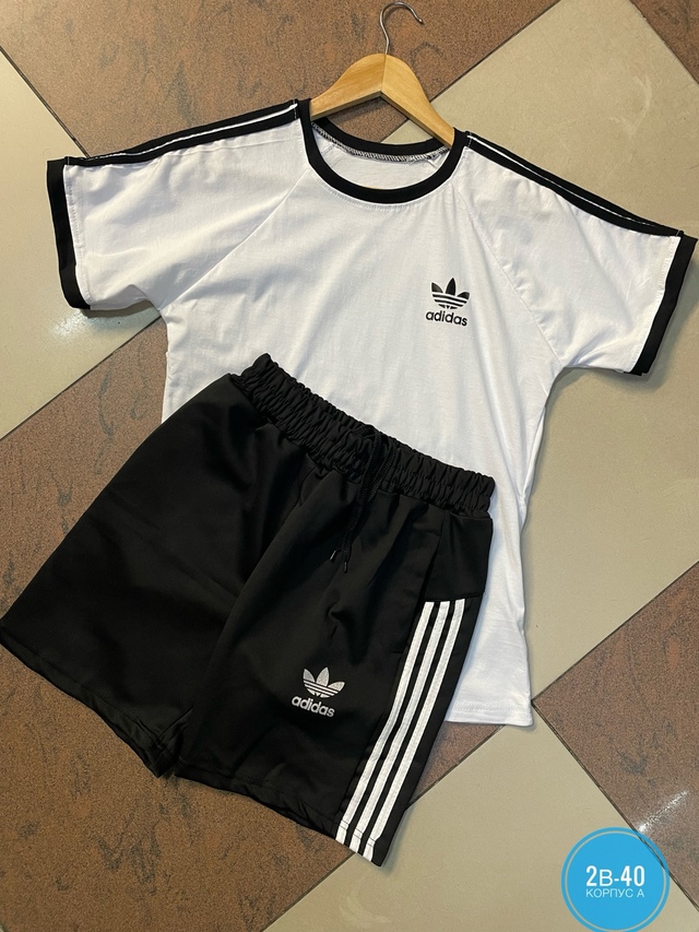 Спортивный костюм 22947768