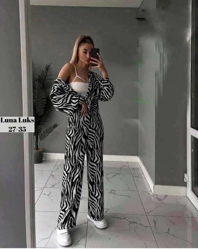 Костюм 22946835