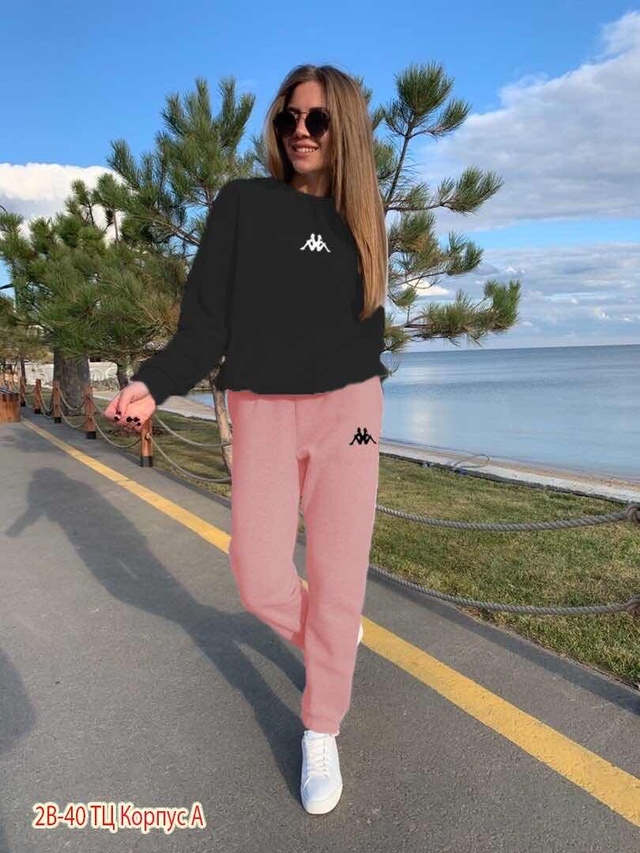 Спортивный костюм 22946167