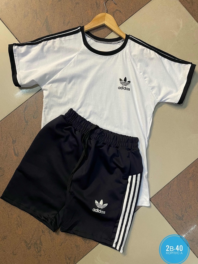 Спортивный костюм 22947767