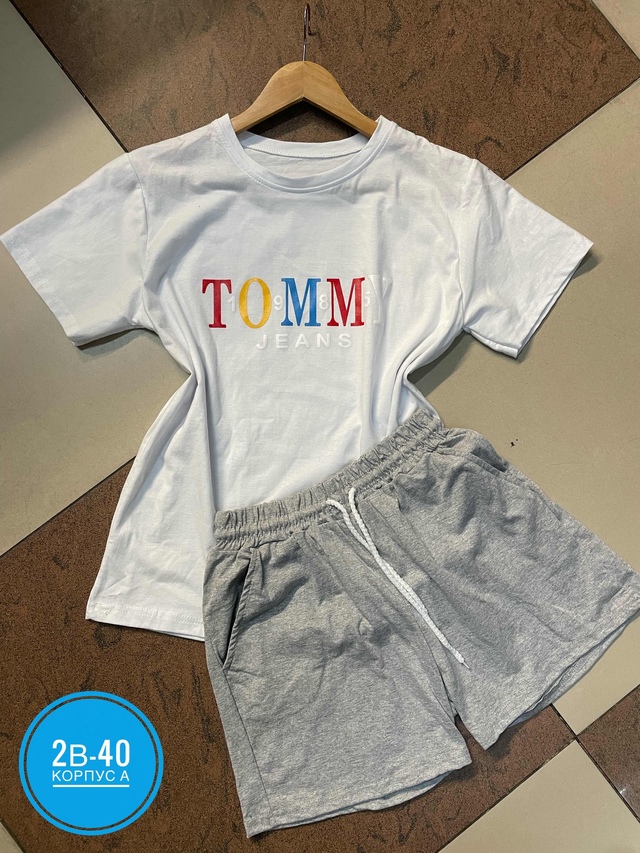 Спортивный костюм 22946163