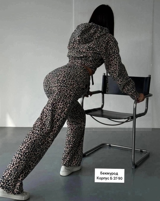 Спортивный костюм 22954498