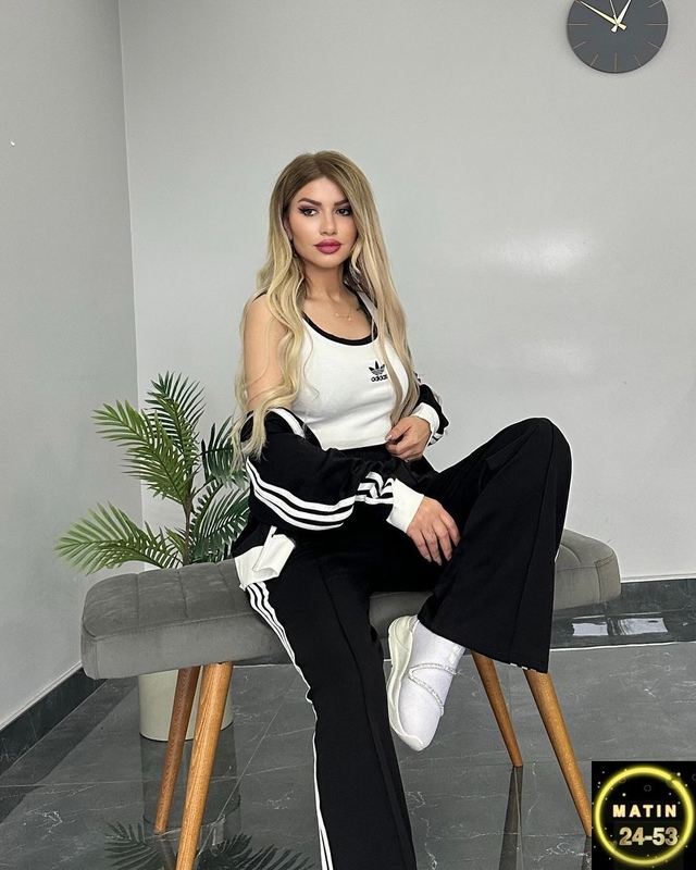 Спортивный костюм 22958509