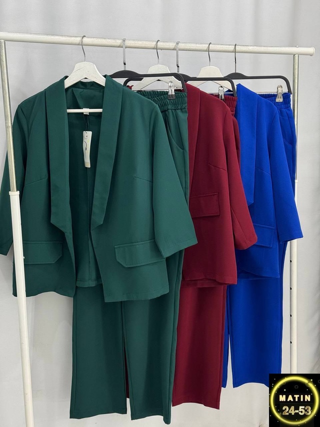 Костюм 22960139