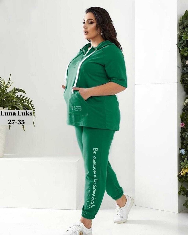 Спортивный костюм 22960838