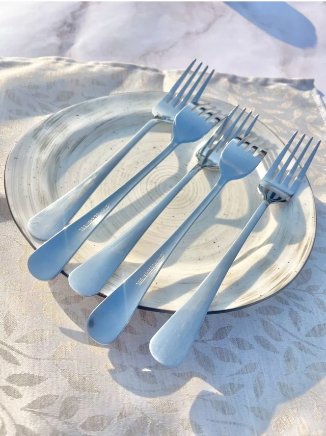 Набор столовых приборов 22961657