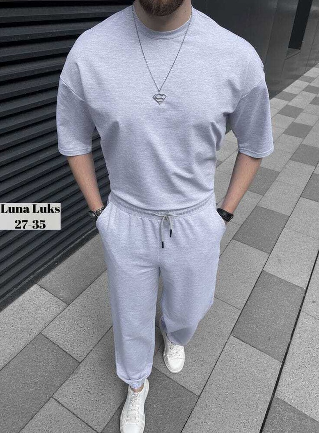 Спортивный костюм 22962176