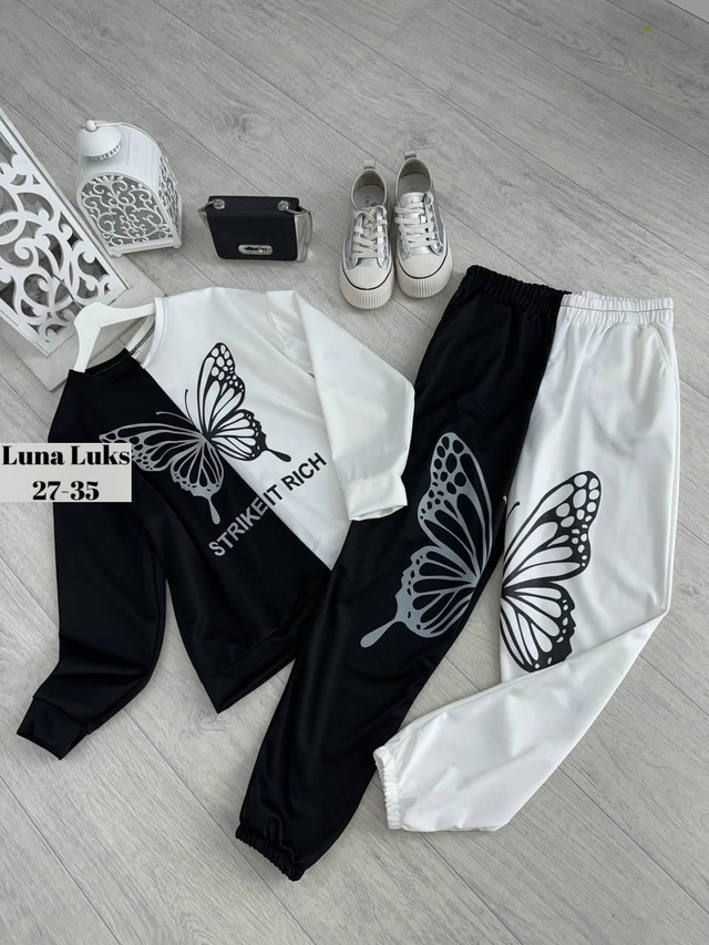 Спортивный костюм 22962177