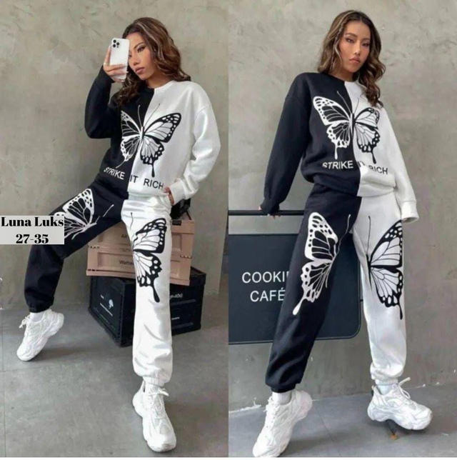 Спортивный костюм 22962177