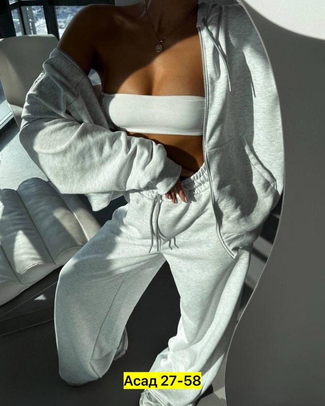 Спортивный костюм 22965414