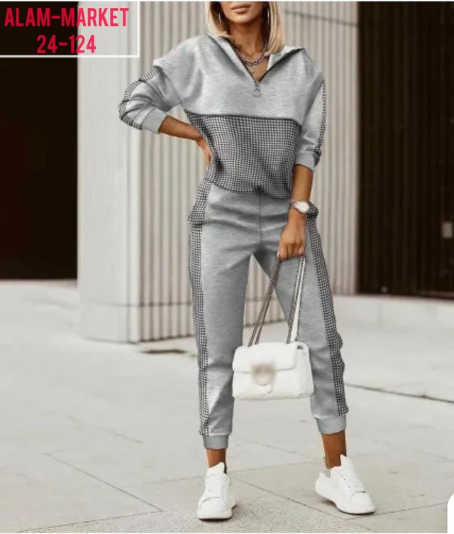 Спортивный костюм 22966083