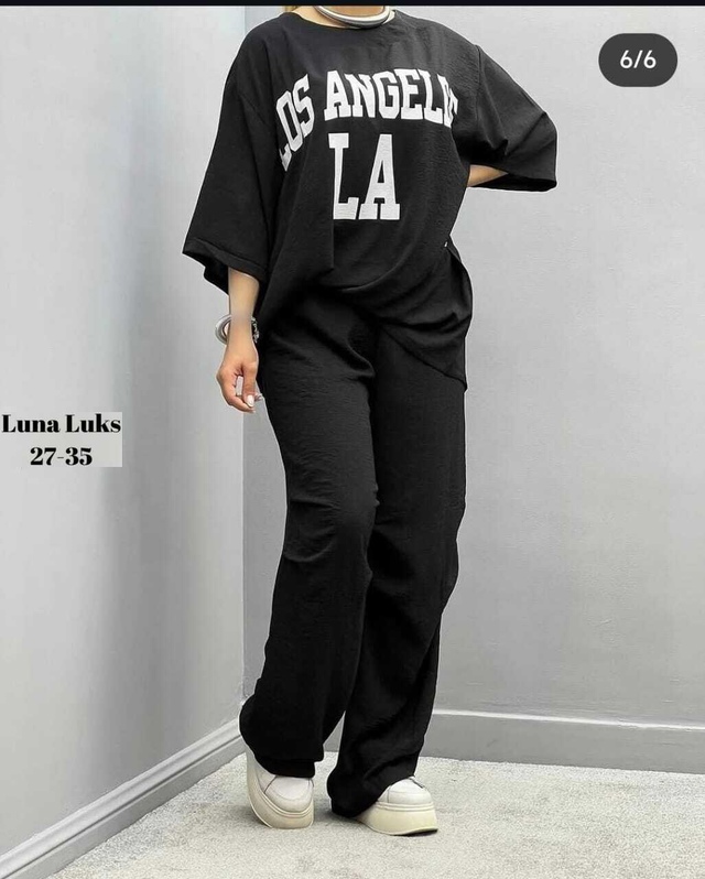 Спортивный костюм 22968304