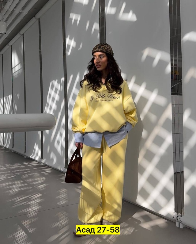 Спортивный костюм 22972628