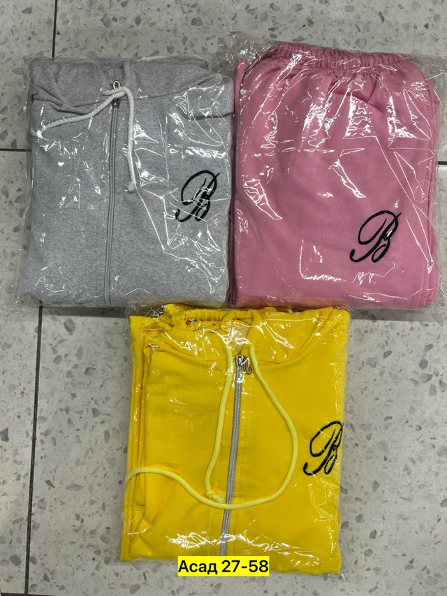 Спортивный костюм 22973348