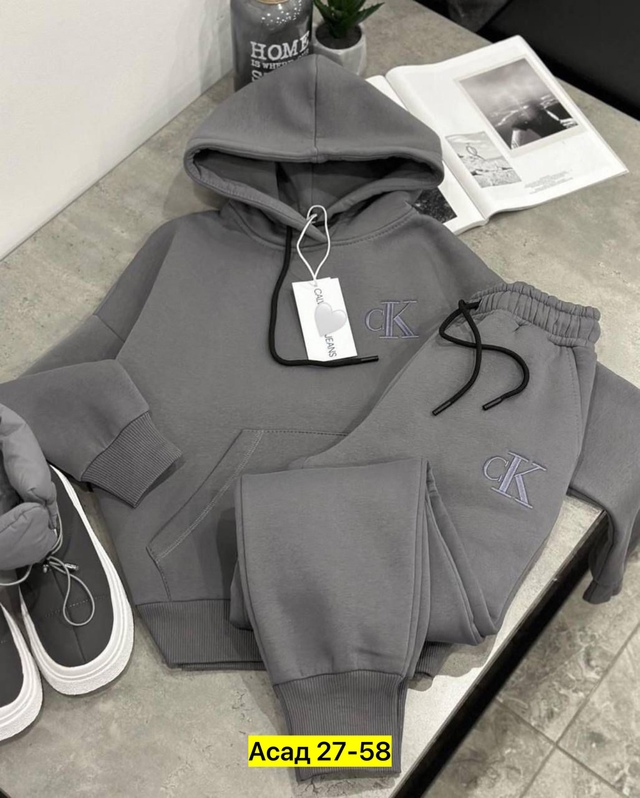 Спортивный костюм 22974192