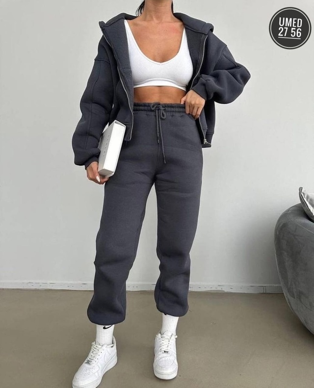 Спортивный костюм 22980805