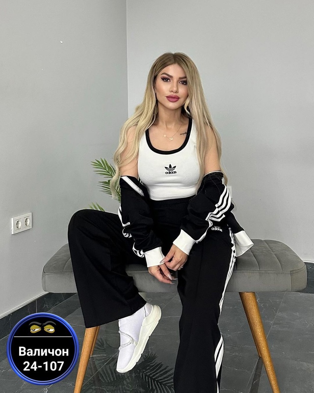 Спортивный костюм 22979562