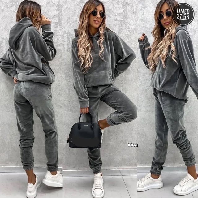 Спортивный костюм 22980066