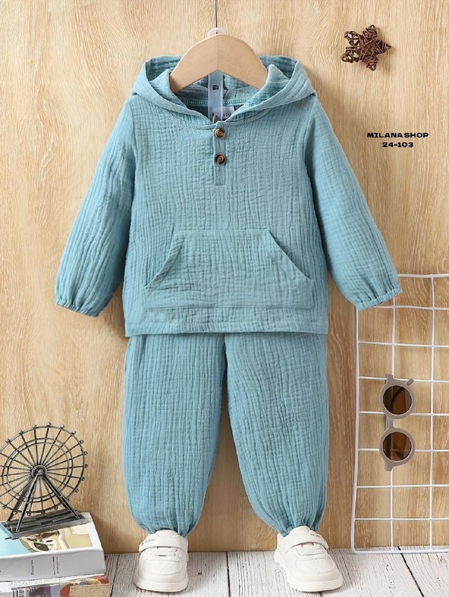 Костюм 22979303