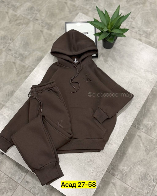 Спортивный костюм 22985267