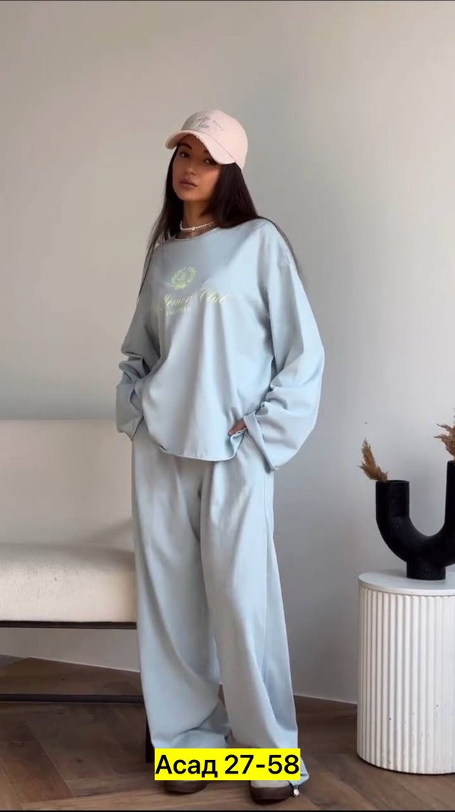 Спортивный костюм 22986019