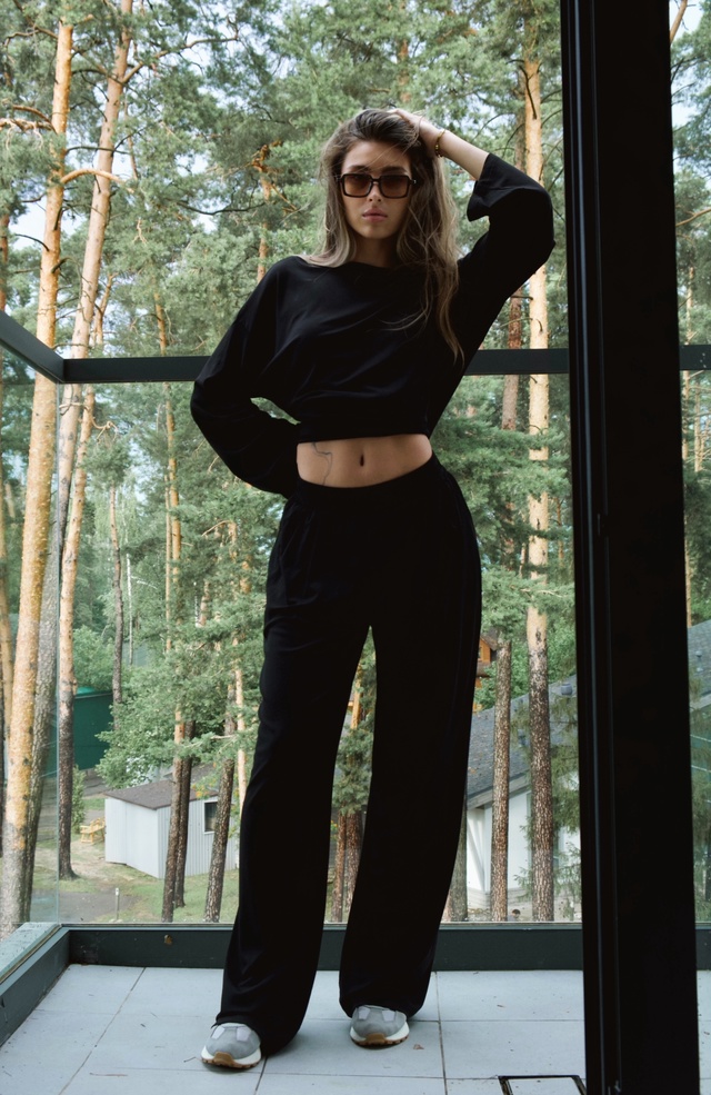 Спортивный костюм 22988372