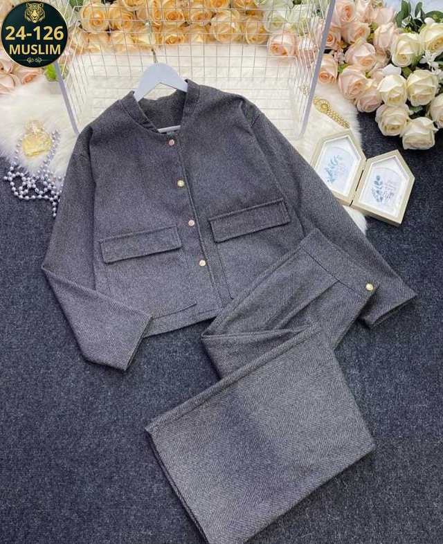 Костюм 22990327