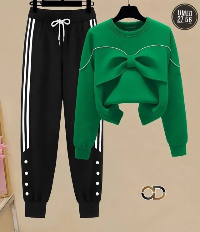 Костюм 22990114