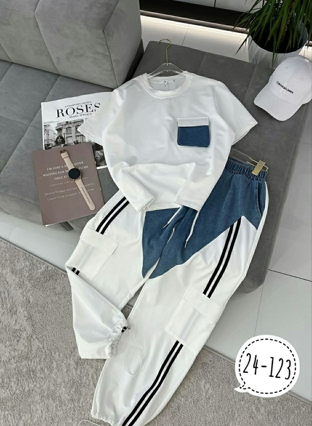 Костюм 22990485