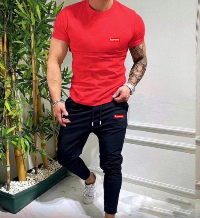 Спортивный костюм 22992833